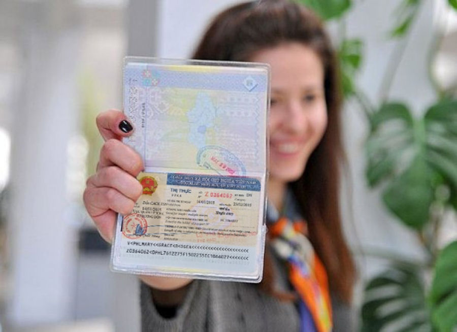 Girl with Vietnam Visa